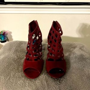 Madeline Stuart heels